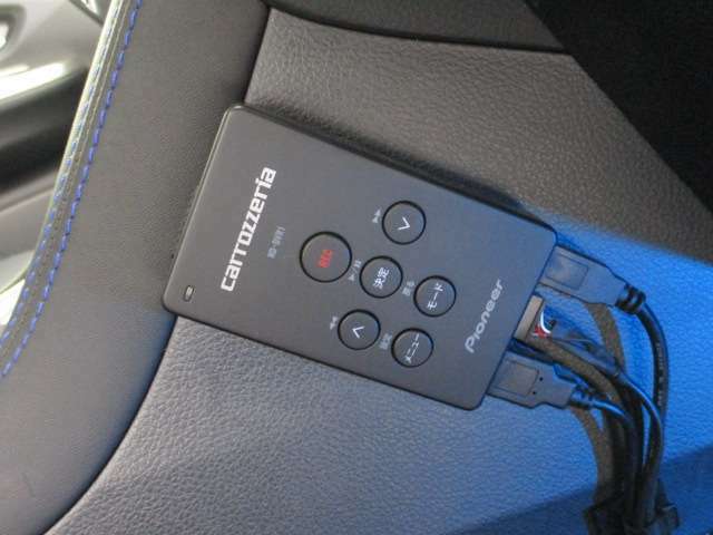 運転を常時記録、万一の際の安全運転を確認　ドライブレコーダー装備！本体