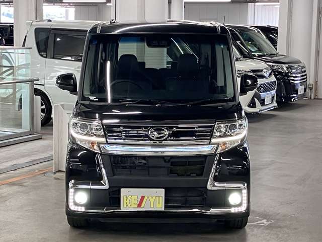 自社陸運局指定工場完備！国家資格車検検査員資格を持った整備士による整備。走行に関係のない所も不具合箇所があれば修理してお渡しいたします。