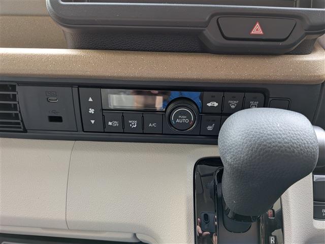 ★お客様に寄り添った対応★　お車のご購入が初めて、車の事が詳しくない方でもご納得いただくまで丁寧にご説明させていただきます！！