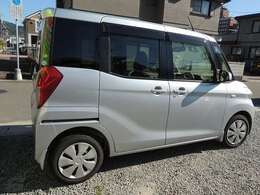 当社は、平成22年創業と、まだまだ小規模店舗ですが、長い自動車販売経験を活かし、地元に愛され、お客様に慕われる店舗を目指しております。スタッフ一丸となって、販売後のお客様のフォローに努めていきます。