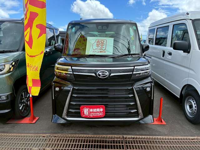 展示場も広々～！オールメーカー取り扱ってるので、色んな車の中からお気に入りの一台を見つけてください！