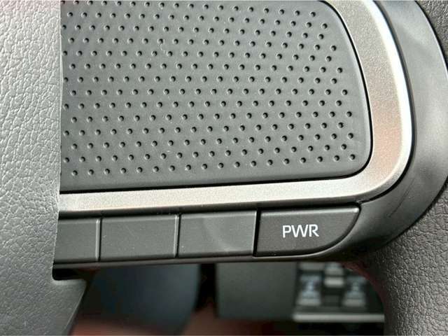 ユアーズには自社で鈑金塗装工場を所持！代車も無料です！自社工場なのでお安く修理可能！代車に乗って待っていただければ、ぴかぴかに元通り！