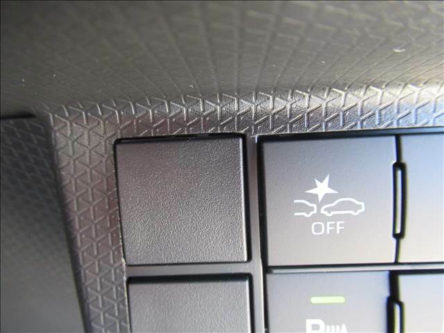 【スマートアシスト】ダイハツの安全装備の総称。車両に搭載した「ステレオカメラ」が周囲の状況を把握し、ドライバーの運転をサポート。