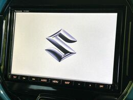 【大画面ナビ】人気の大型8インチナビを装備。存在感のある大画面はインパクト大！ナビ利用時のマップ表示は見やすく、テレビやDVDは臨場感がアップ！いつものドライブがグッと楽しくなります♪