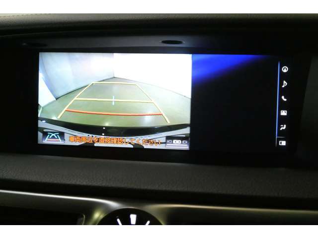 レクサス車はすべての車種でナビゲーション・バックカメラ・ETC車載器は、標準装備となっております。
