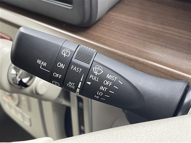 【運転席操作部】快適なドライブを楽しむための機能が装備されています！運転席から触れるので、使いやすいです！除菌プランいれていただくと、さらに清潔で安心していただけます！