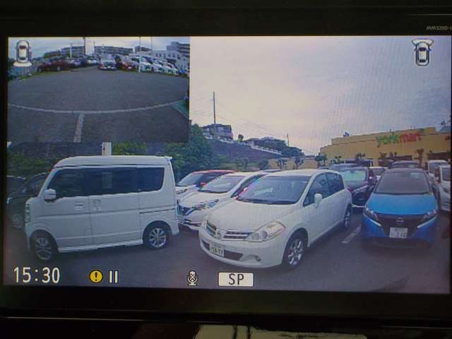 純正前後ドライブレコーダー（DH5-D）装備しております！駐車監視機能付で、エンジンを切った後でも録画可能でより安心です♪ナビ画面にて再生等が可能ですので、万が一の事故の際にもその場で確認可能です☆
