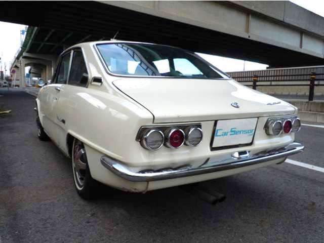 希少なファーストバック、純正ホイールキャップ、生産台数349台！他1台あり