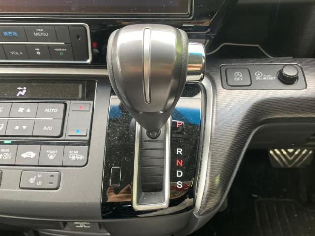 お車に合わせて無料保証以外にも、保証範囲、期間、距離を拡充させた有料保証もご用意しております！中古車の購入が初めてで不安・・・というお客様もご安心ください！