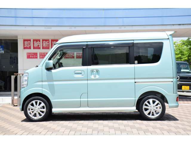●ディーラー中古車になります。中古車ショップとは違うスタッフの対応、車両状態、点検整備、で安心感をお客様へお届け。