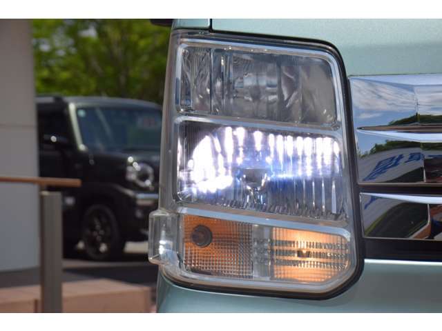 ●当店では全車AIS査定（第3者）を実施しており、AIS評価基準に基づき車両品質を評価点によって表します。評価を分かりやすくするため段階評価で表しています。