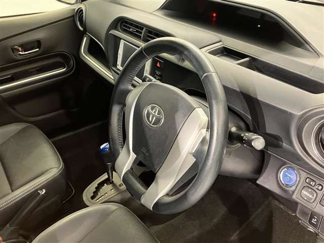 見通しのよいすっきりとした視界で、誰でも運転しやすいです。運転のしやすさは疲れにくさにも繋がりますよ♪