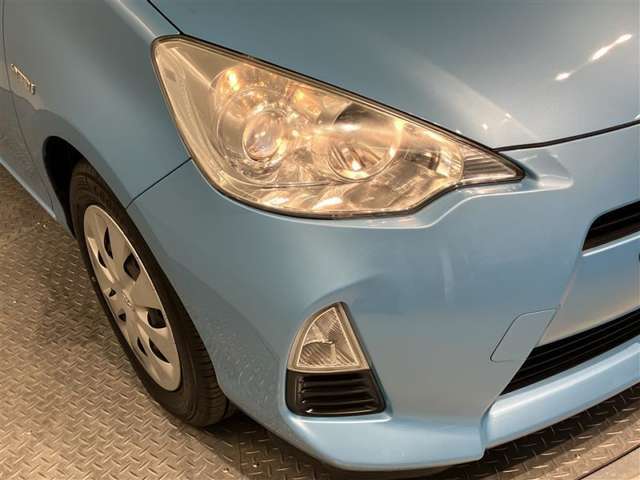 少し暗いなぁと思われたらHIDキットやLEDバルブも販売しております。適応車種がございますので、ご希望の方は一度ご相談下さい