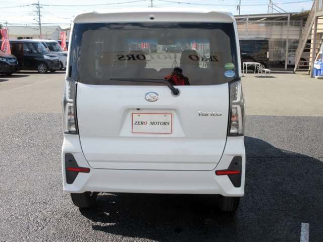 【ZERO MOTORS上尾店コンパクト＆軽自動車専門店】　展示台数在庫400台以上の大型展示場です。（埼玉県上尾市）軽自動車・軽バン・軽ワゴン・HVコンパクトカー・コンパクトカーなど多数展示中です。