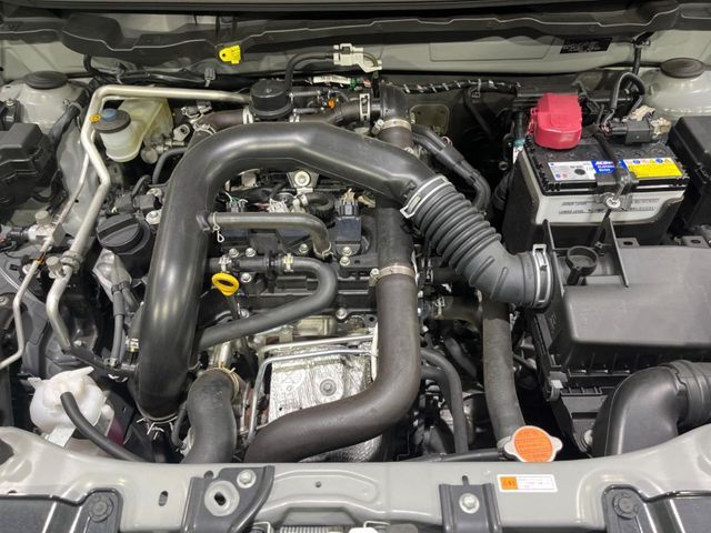 親切・丁寧な専門メカニックスタッフが応対！・車検・点検整備・事故等の修理などアフターサービスも安心。お車のカスタマイズもネクステージのサービススタッフまでご相談ください！