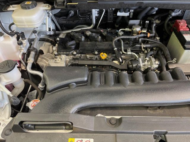 親切・丁寧な専門メカニックスタッフが応対！・車検・点検整備・事故等の修理などアフターサービスも安心。お車のカスタマイズもネクステージのサービススタッフまでご相談ください！