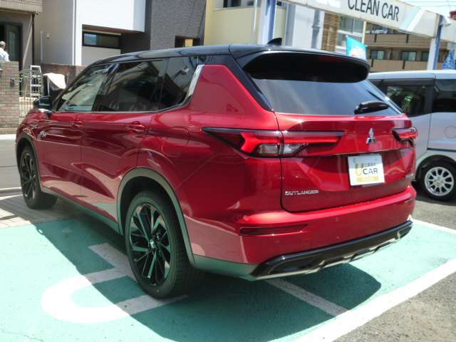 3年間走行距離無制限・全国三菱ディーラーのサービス拠点での保証修理が可能ですのでお出かけ先での故障やお引っ越しの際もご安心ください！
