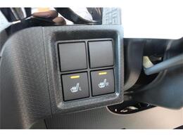運転席/助手席シートヒーター付です。