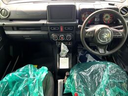 グループ総在庫数約30，000台！！全国の系列店からメーカー・車種問わずご紹介出来るので、あなたにピッタリのお車が見つかるはずです♪まずはお問い合わせ下さい☆