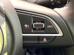 【スズキ　セーフティサポート】走行中に前方の車両等を認識し、衝突しそうな時は警報とブレーキで衝突回避と被害軽減をアシスト。より安全にドライブをお楽しみいただけます。