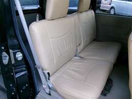 2列目のシートになります！大人が座っても十分なスペースが確保されています！