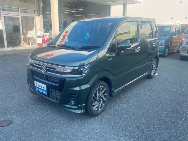 この度は弊社、『スズキ自販近畿　U’sSTATION八尾』の車両おご覧頂きありがとうございます。当社はスズキ株式会社直営の代理店です。大阪府内に23拠点を展開しスズキ製品の販売や修理を行っております。