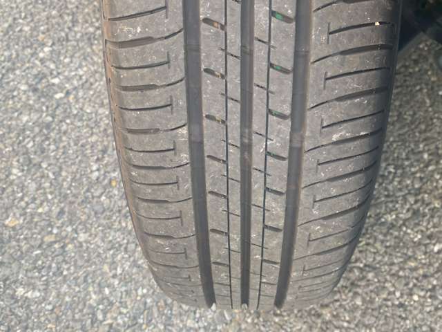 車もバイクも自転車も、タイヤはとても重要なところです！　我々にとっては、履き物と同じですから！　（^^♪