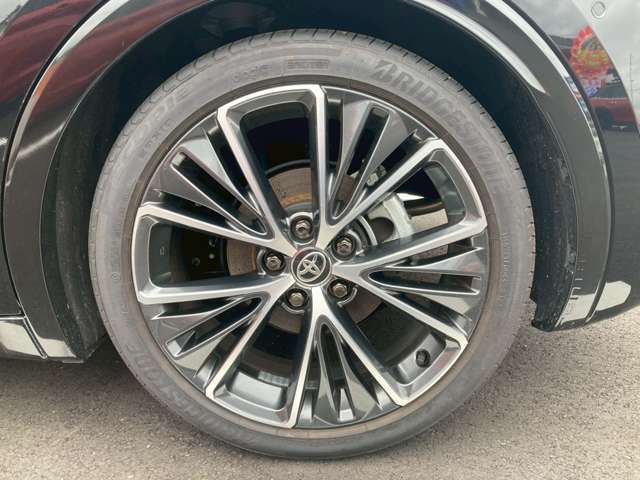 当店のお車をご覧いただきまして誠にありがとうございます。お車についてのご質問やお見積り、ご購入にあたってのご相談などお気軽にお問い合わせ下さい！