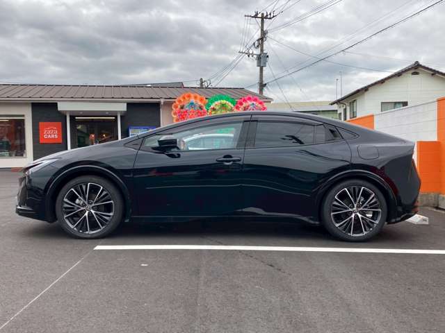 気になる愛車の査定金額ですが、他社で査定して思ったより低かった、、、という方もいらっしゃるはず！是非ZAZACARSでの下取価格と比べてみて下さい！まずは査定だけでも、というお客様も是非お待ちしております！