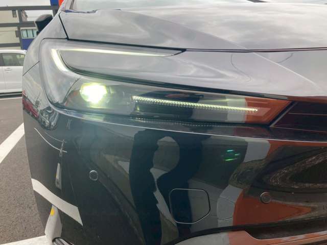 夜間視界も安心！！暗い夜道も安心して運転いただけます。