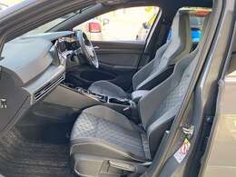 ◆Rロゴ入マイクロフリース＆ファブリックコンビシート/前席シートヒーター/全車オゾン消臭＆脱臭＆除菌施工済み/車内快適ドライブをお約束します◆