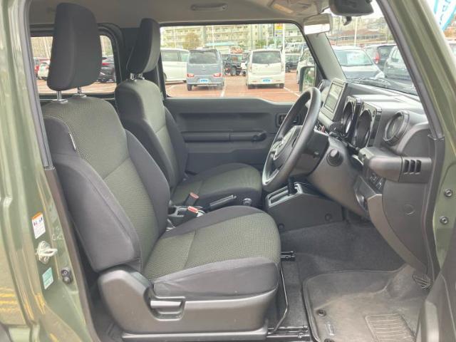 「この車の写真をもっと見たい」「状態が気になる」「この装備はついている？」どんな小さな疑問でもお気軽にお問い合わせください！