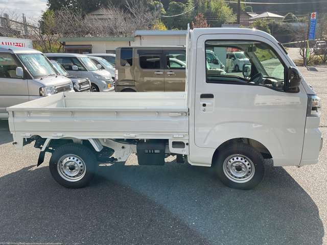 お車に関することは岡山県小田郡矢掛町の協永自動車にお任せください！営業時間 9:00～18:30 定休日 日曜日・祝日 第四土曜日※ご来店の際は事前にお電話ください