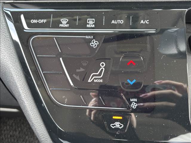 ご納車後も安心、安全なお車にお乗りいただく為にお得な保証パックもご用意しております。軽スマイルは、ご成約から納車後までお客様の大切なお車のサポートをさせていただきます！