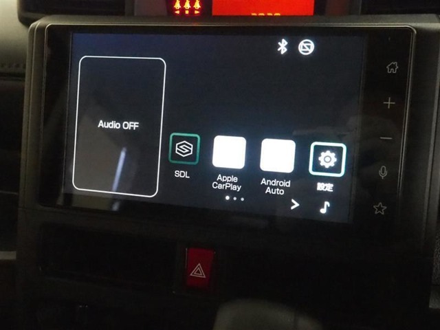 スマートフォンに接続して、音楽やナビなどを使用することが可能です！