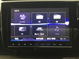 ドライブの必需品。見やすい・使いやすいHonda純正のメモリーナビを搭載。