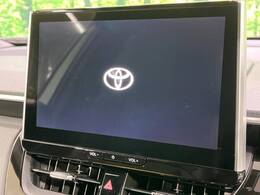 【10.5インチ　ディスプレイオーディオ】大画面のディスプレイはAppleCarPlayやAndroidAutoが利用可能。大きな画面でスマホナビアプリ等が利用いただけます♪