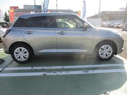 大きなスズキの看板が目印！！