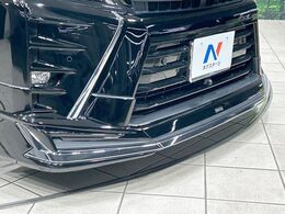 【モデリスタエアロ】人気のモデリスタエアロを装着！クルマの外観がよりスタイリッシュになり、街中で存在感あふれる1台に♪将来買い替える時にもリセールに影響しやすく、価値ある人気の装備です！