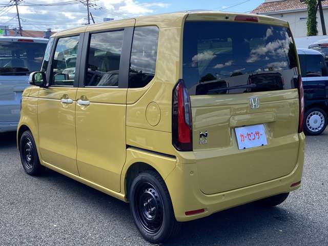 お客様が長く、安心して乗ることができる車を販売することを心がけております。