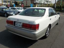 お手頃価格でお乗り頂ける国産高級セダンがお得意分野ですがもちろん軽カーからミニバンなどもお取扱いしております！ぜひ1度ご来店下さい