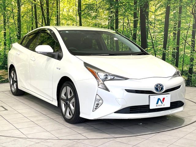 大好評のボディコーティング「弾スプラッシュコート」もご納車までに施工可能。通常のガラスコートと異なる、耐久年数6年の無機質ガラスコーティングが、ボディをキレイな状態に保ってくれます。