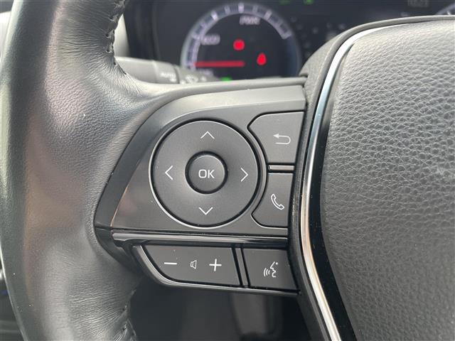 【　ステアリングスイッチ　】手元のスイッチでナビ操作が可能です！！非常に便利な機能です。取り付けのナビによってはオプション設定となっております！詳しくはスタッフまで♪