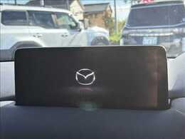 純正10型ナビを装備！！