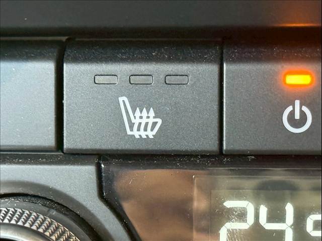 【シートヒーター】寒い季節や早朝にあるとうれしい装備です☆