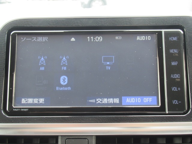 【装備】メモリーナビ【NSZT-W68T】フルセグTV・DVD再生・CD録音・Bluetoothオーディオ機能付きです。