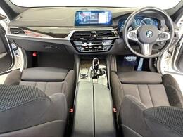 アルカンターラハーフシート★前席パワーシート★運転席シートメモリー★