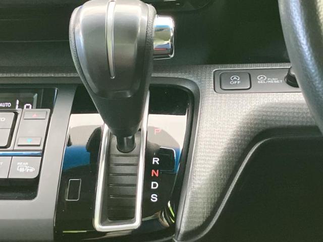 お車に合わせて無料保証以外にも、保証範囲、期間、距離を拡充させた有料保証もご用意しております！中古車の購入が初めてで不安・・・というお客様もご安心ください！