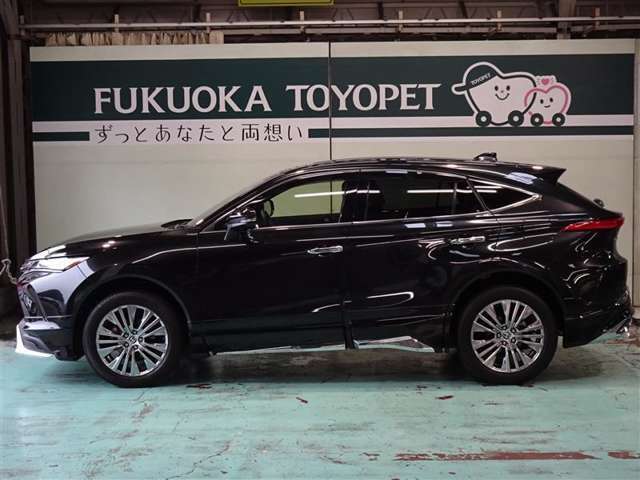 トヨタの人気SUV、ハリアー　Zレザーパッケージが入荷しました。