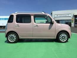 納車前のパーツ取り付けなどもお任せ下さい。中古車の場合、小さな傷がある場合などございますが、納車前に別途で修理することも可能です。お車の傷・凹みについては、当社営業からしっかりとご説明いたします。